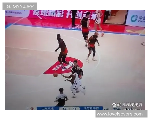 江苏肯帝亚主教练因与队员发生冲突被解职,球队震动 江苏肯帝亚主教练因与队员发生冲突被解职,球队震动