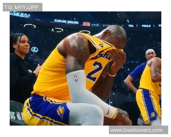 热火主场惨败湖人：球员表现低迷，战局岌岌可危