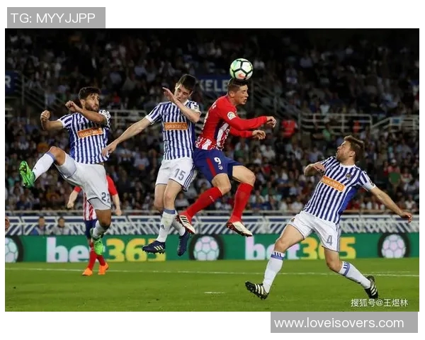 科隆带着状态逐渐回升的势头在德甲比赛中展现实力 科隆带着状态逐渐回升的势头在德甲比赛中展现实力